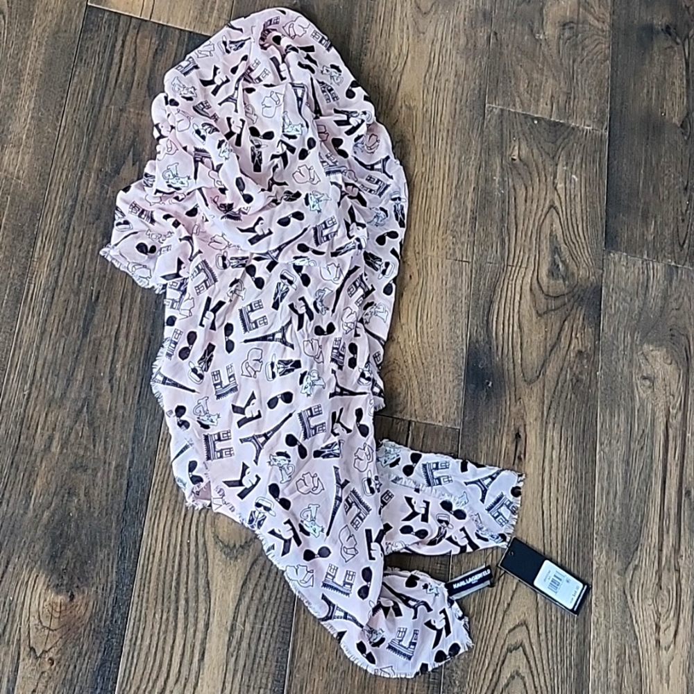 Scarf